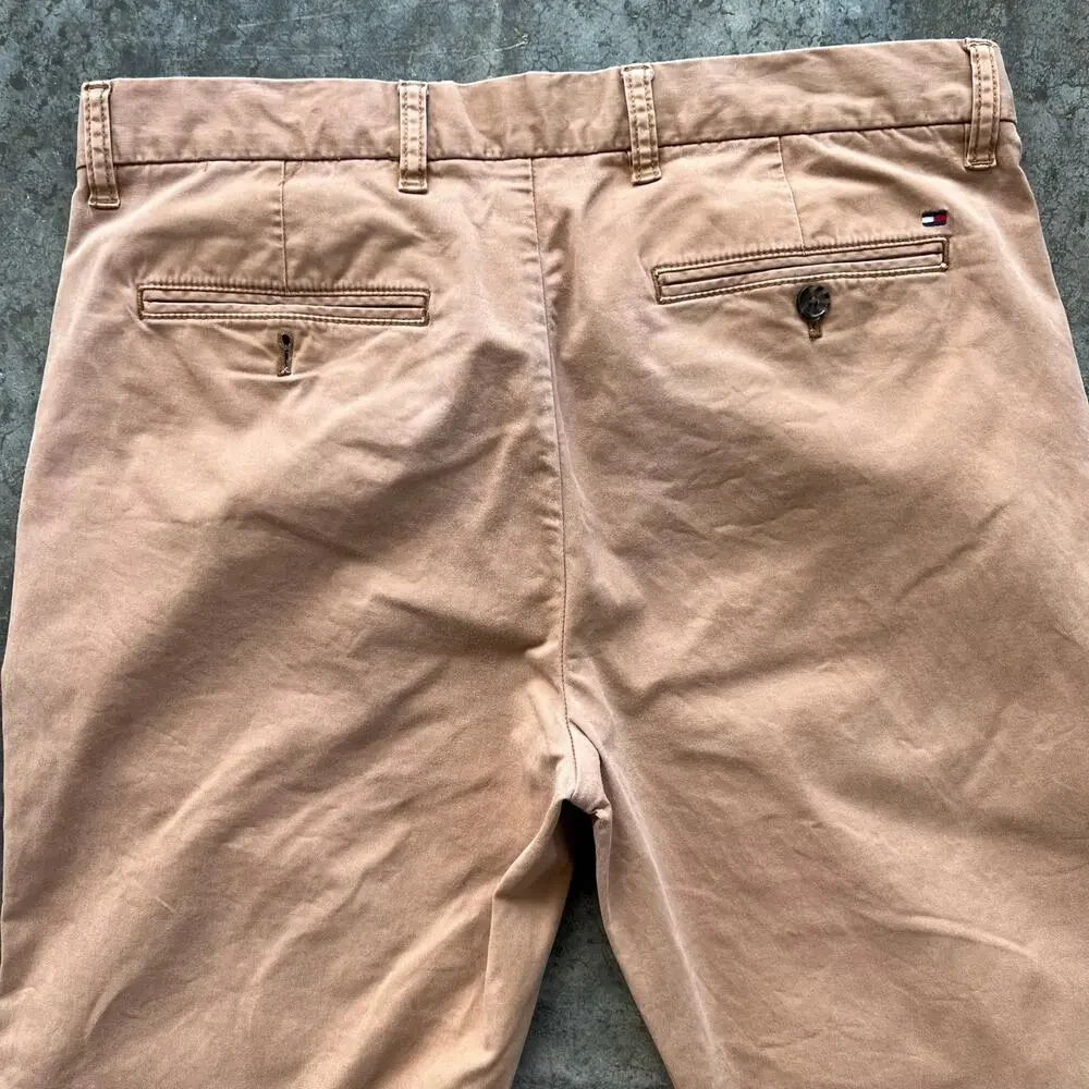 Tommy Hilfiger Custom Fit Chino Pants Mens 32x32 Salmon Tan Stretch